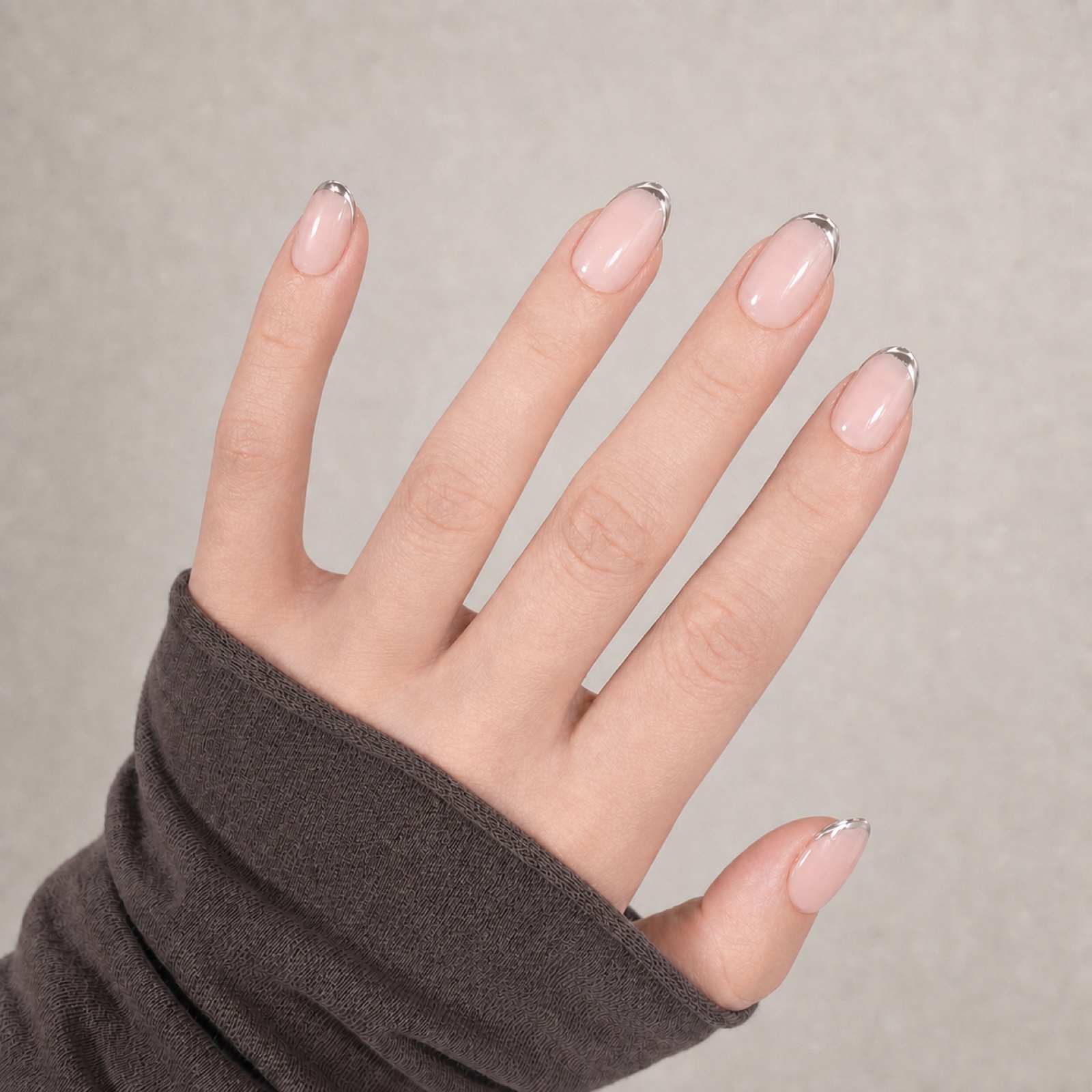 Silver Outline French Oval press-on nails