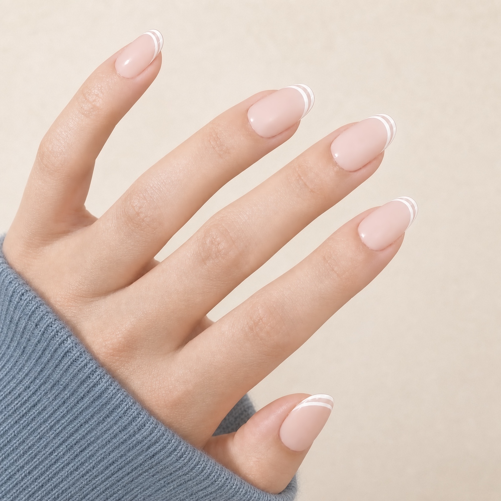 White Outline French Oval press-on nails